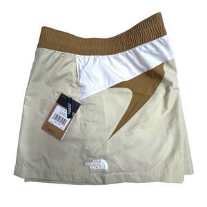 New The North Face TNF‎ X Shorts Windwall Size XL Women's Mesh Lined Zip Pockets